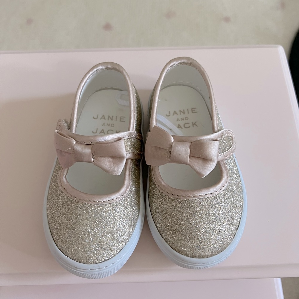 Janie and Jack Glitter Bow Sneakers